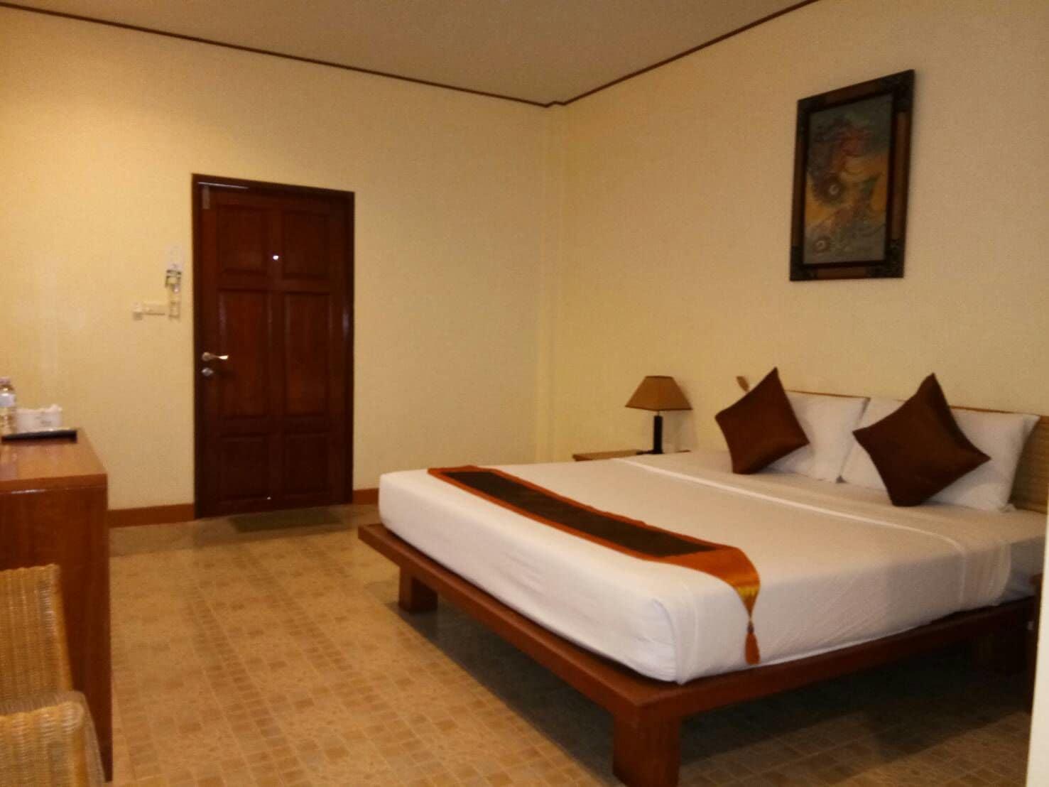 Golden Pine Beach Resort Pranburi Kültér fotó