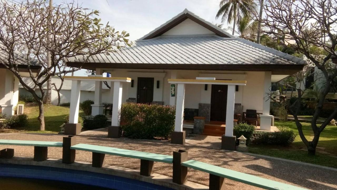 Golden Pine Beach Resort Pranburi Kültér fotó