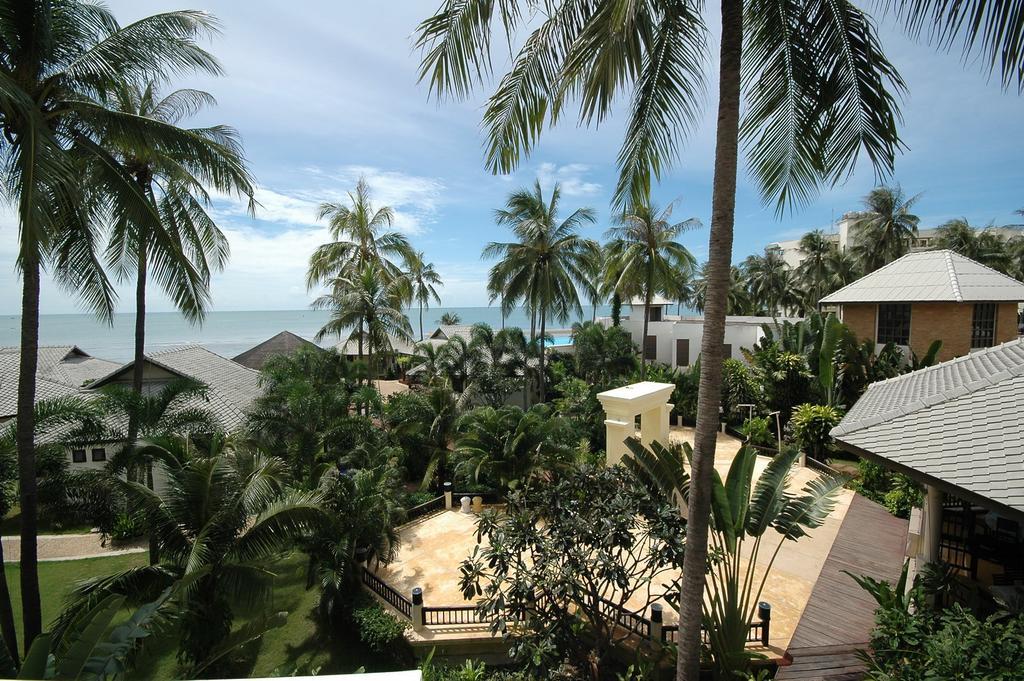 Golden Pine Beach Resort Pranburi Kültér fotó