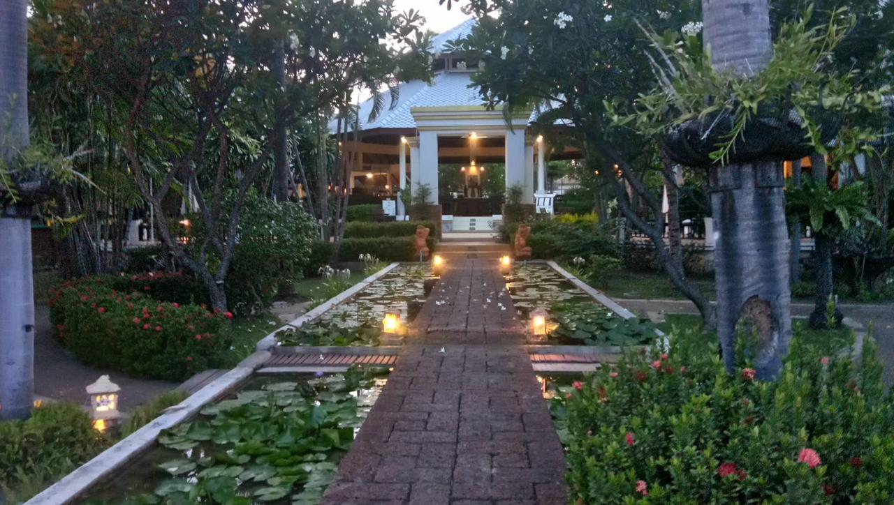 Golden Pine Beach Resort Pranburi Kültér fotó